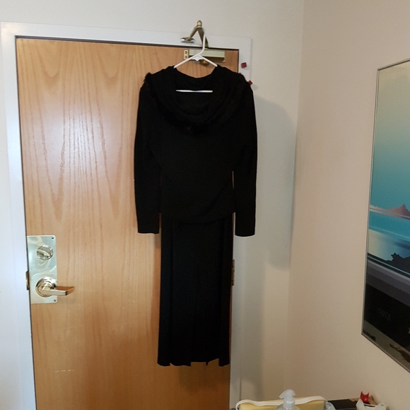 Joseph Ribkoff Knit Suit - Picture 5 of 8